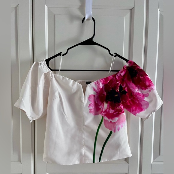 NWT Express top sz small - Picture 2 of 5